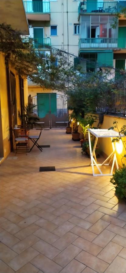 Holiday Home Casa Vacanze ซาแลร์โน ภายนอก รูปภาพ
