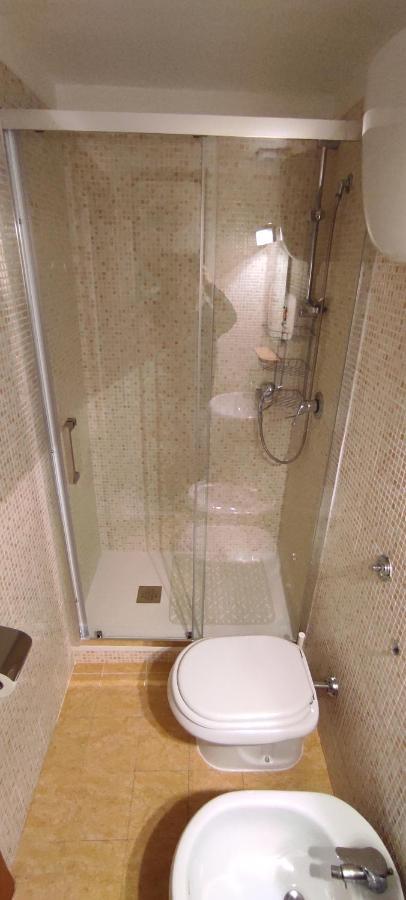 Holiday Home Casa Vacanze ซาแลร์โน ภายนอก รูปภาพ