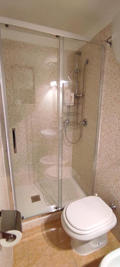Holiday Home Casa Vacanze ซาแลร์โน ภายนอก รูปภาพ