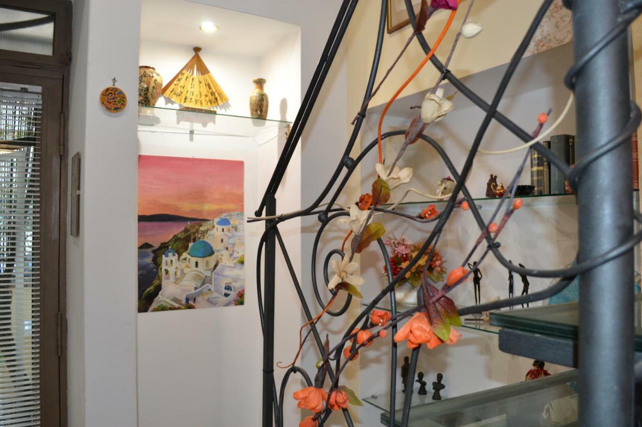 Holiday Home Casa Vacanze ซาแลร์โน ภายนอก รูปภาพ